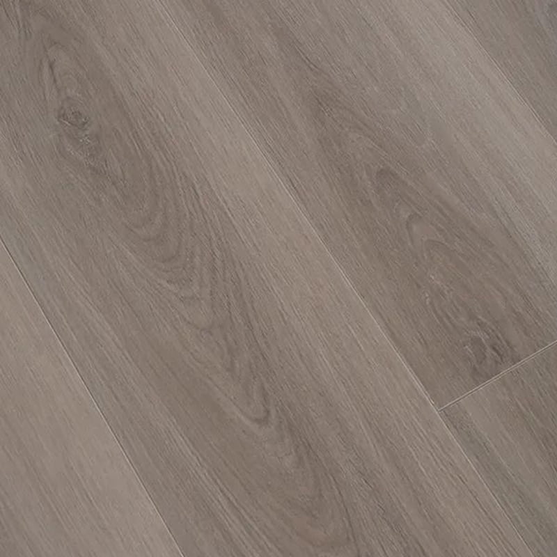 Plancher en bois d'ingénierie multicouche en chêne gris clair à grain de montagne mat Click Lock
