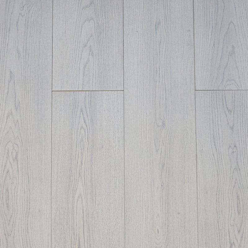 Plancher en bois d'ingénierie verrouillable à texture brossée à la main, 3 couches de chêne gris clair